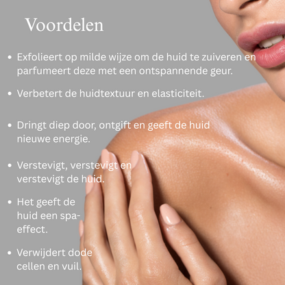 Lichaamsscrub met roos en hibiscus