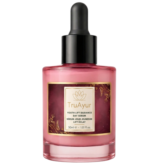 8-kruiden Ayurvedisch Radiance Dagserum met Syn-Ake peptide voor diepe hydratatie, een hele dag glow en zichtbaar verstevigend effect